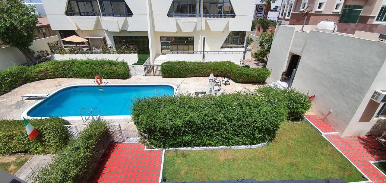 Jumeirah Beach Villa Dubaï Extérieur photo